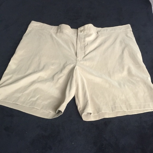 Russell Mens Tan Khaki Shorts - Picture 1 of 10